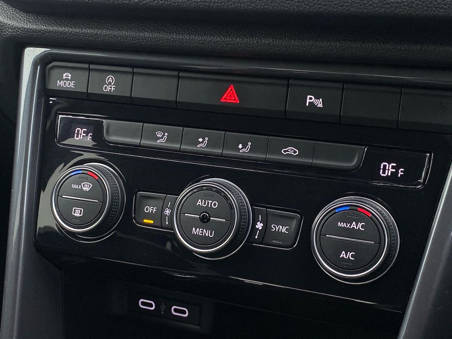 Used Volkswagen T-Roc 2021 for sale - 76490596: Photo 11