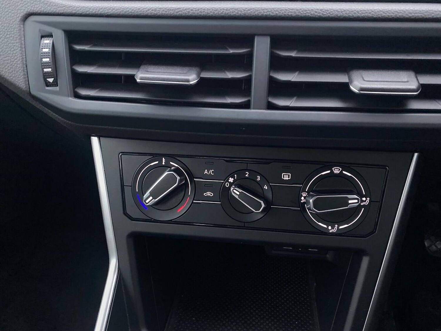 Used Volkswagen Polo 2022 for sale - 77901658: Photo 10