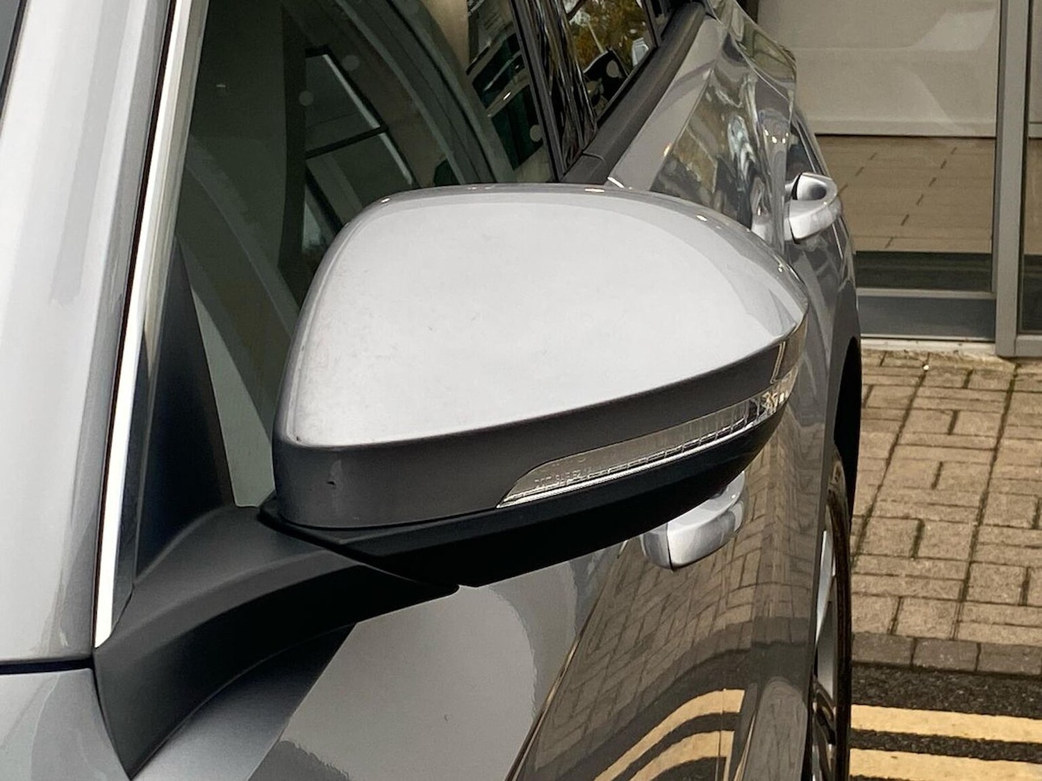 Used Volkswagen T-Roc 2023 for sale - 76490583: Photo 27