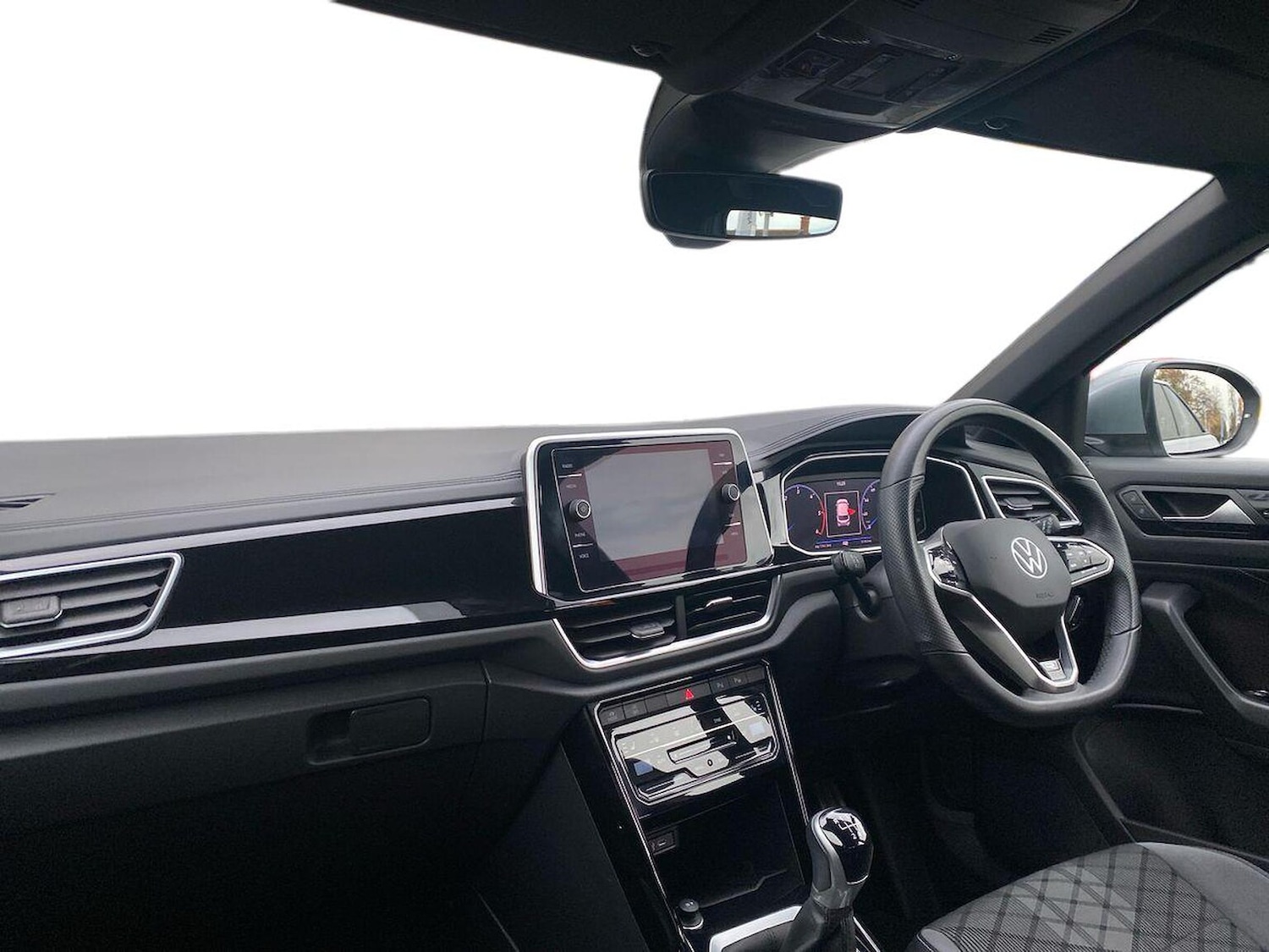 Used Volkswagen T-Roc 2023 for sale - 76490583: Photo 6