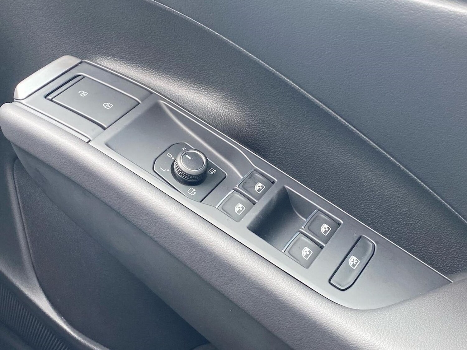 Used Volkswagen T-Roc 2026 for sale - 78195732: Photo 19