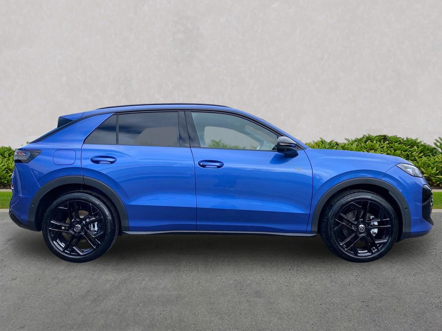 Used Volkswagen T-Roc 2026 for sale - 78195732: Photo 3