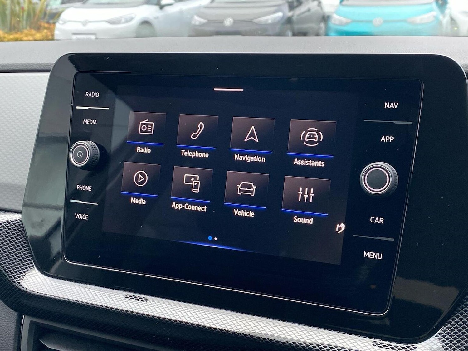 Used Volkswagen T-Cross 2025 for sale - 77077999: Photo 11