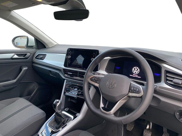 Used Volkswagen T-Roc 2025 for sale - 76237006: Photo 12
