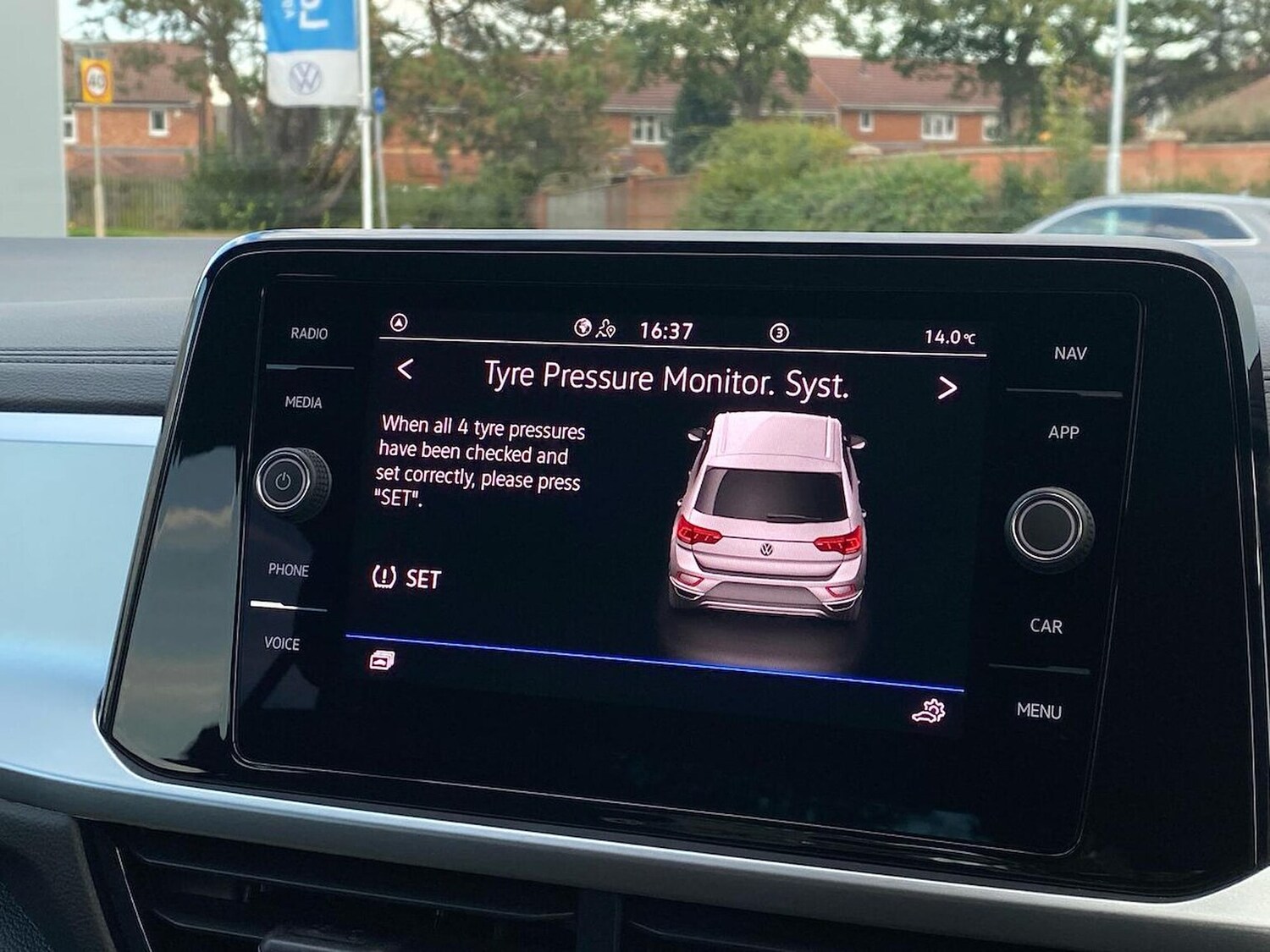 Used Volkswagen T-Roc 2025 for sale - 76237006: Photo 25