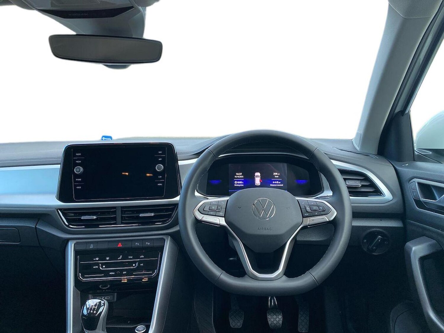 Used Volkswagen T-Roc 2025 for sale - 76237006: Photo 9