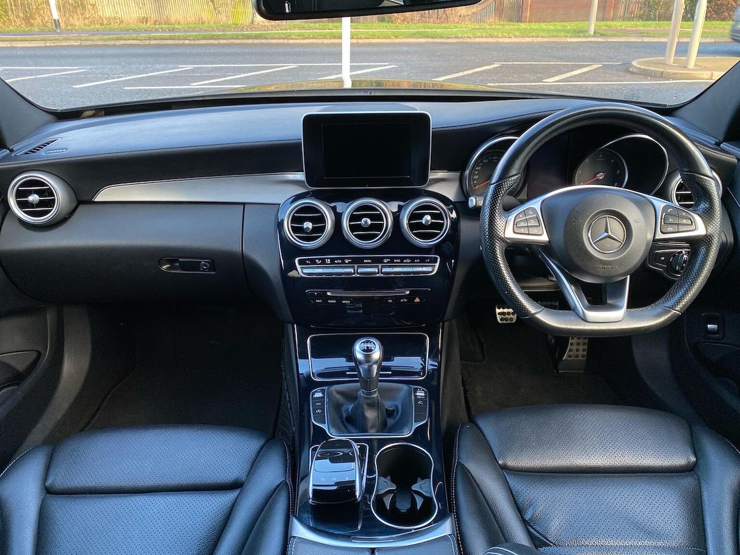 Used Mercedes-Benz C Class 2015 for sale - 77077297: Photo 10