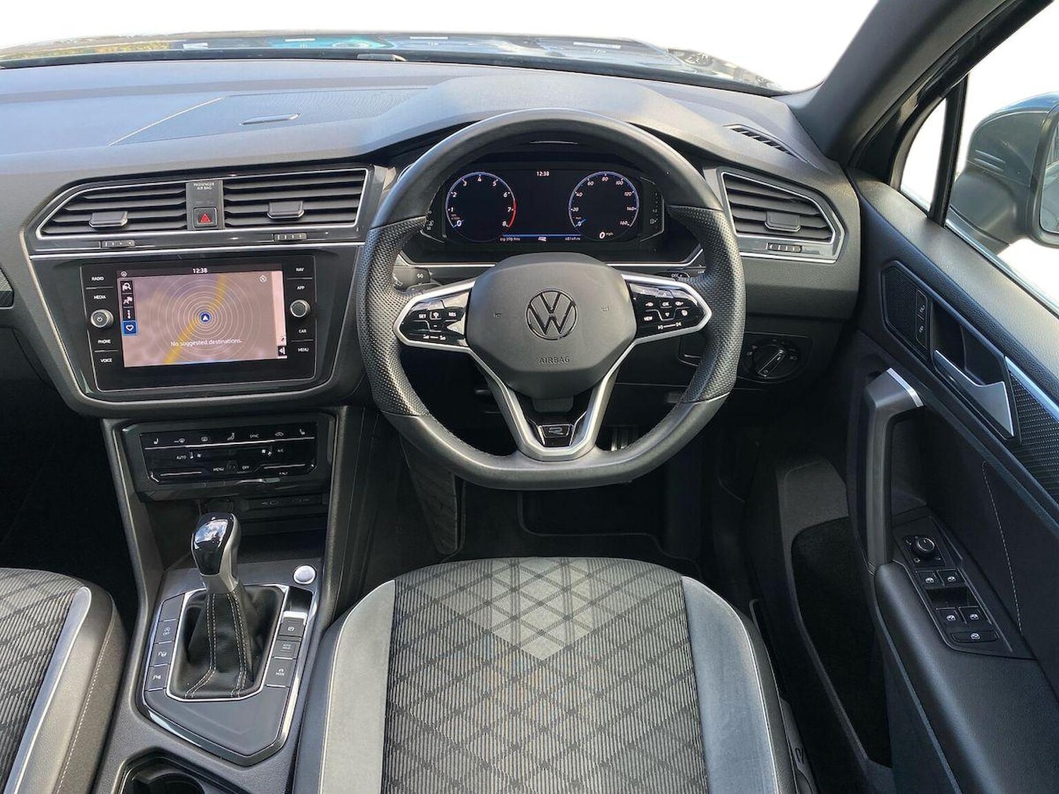 Used Volkswagen Tiguan 2023 for sale - 76437246: Photo 8