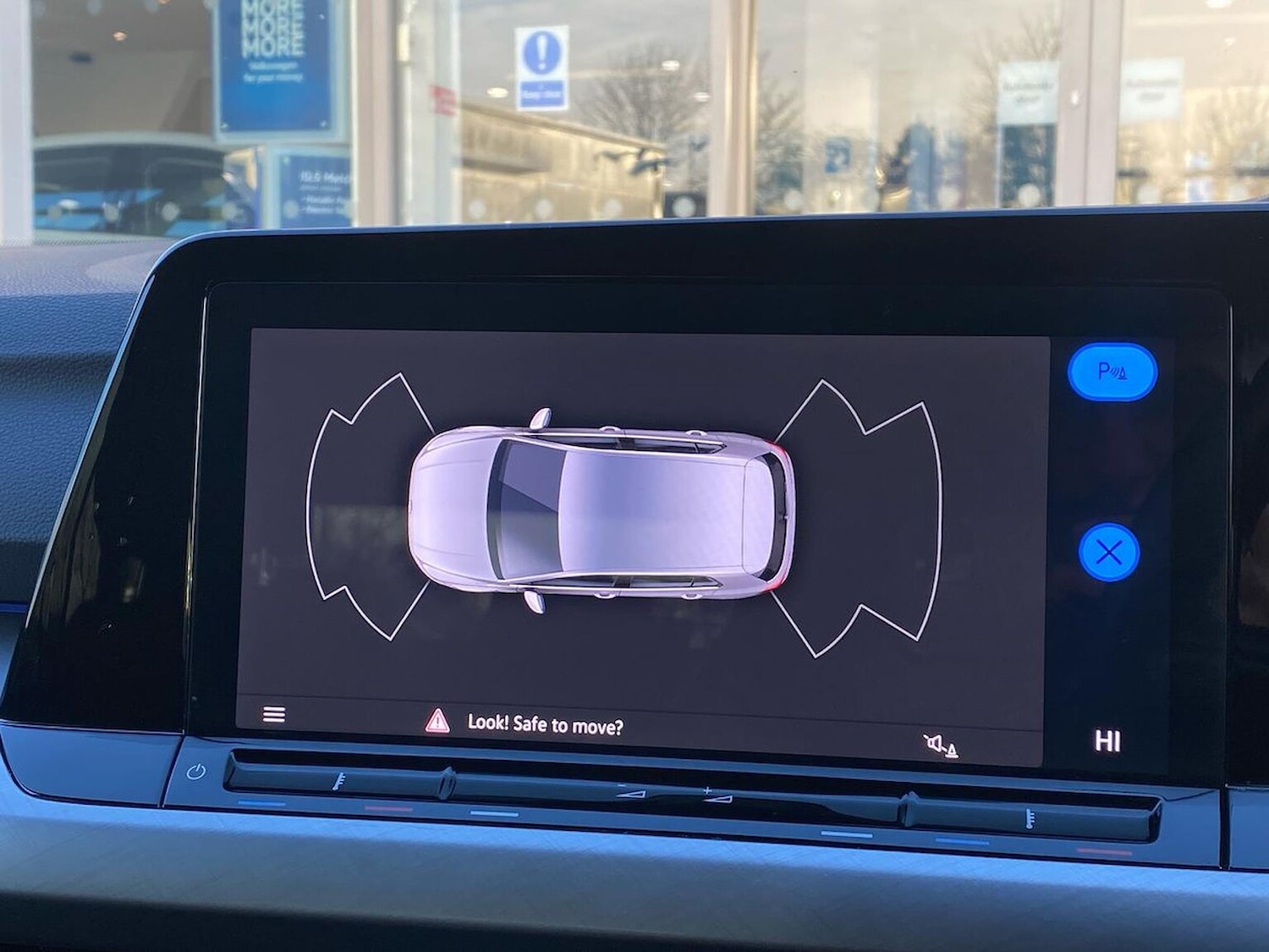 Used Volkswagen Golf 2024 for sale - 76931621: Photo 17