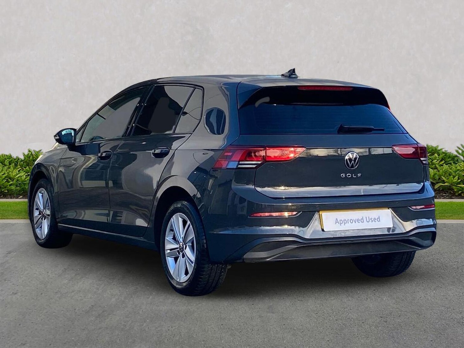 Used Volkswagen Golf 2024 for sale - 76931621: Photo 2