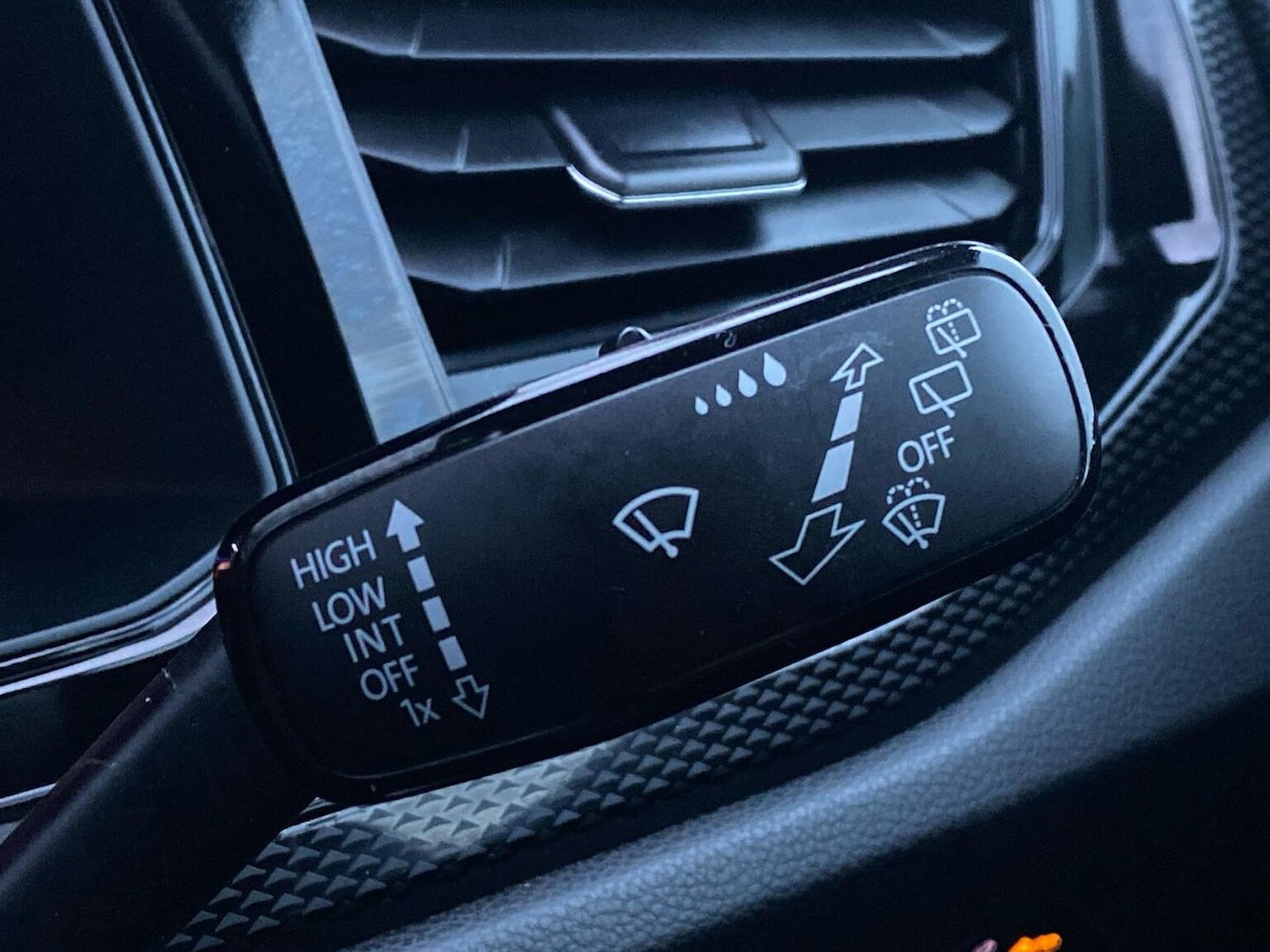 Used Volkswagen Polo 2024 for sale - 76599061: Photo 30