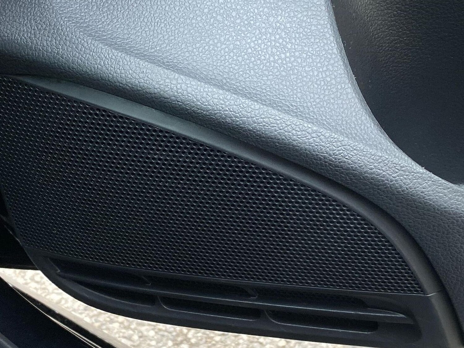 Used Volkswagen Polo 2015 for sale - 76628202: Photo 26