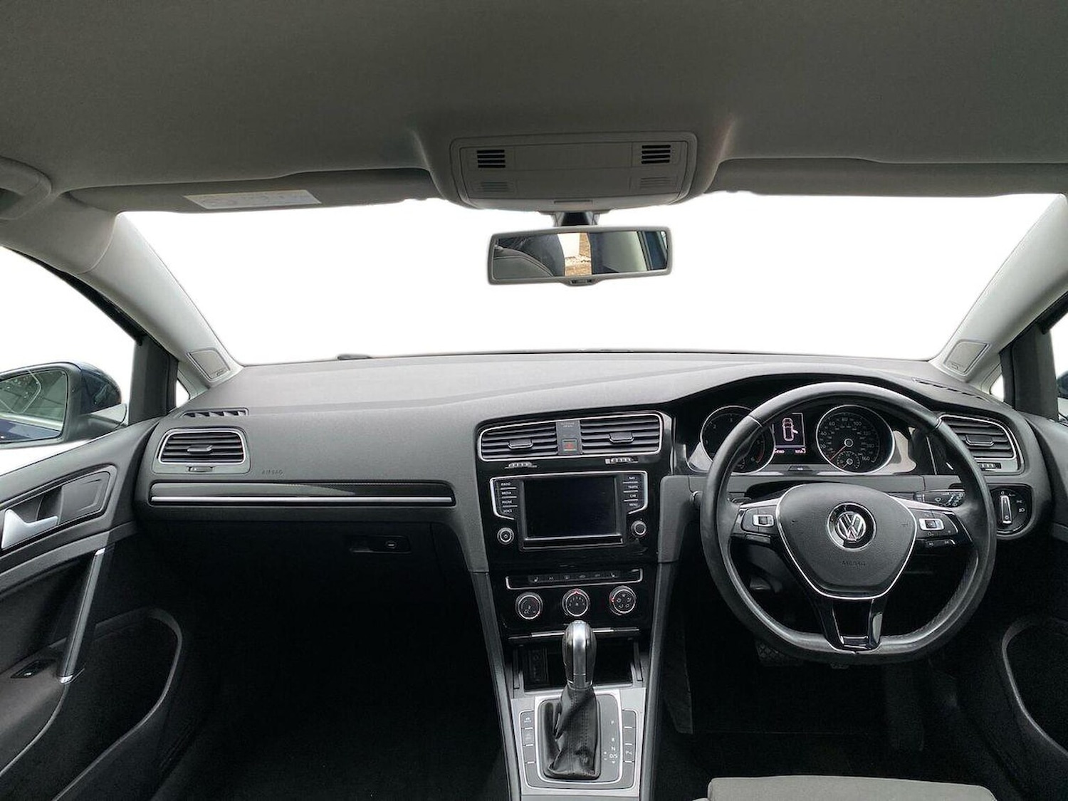 Used Volkswagen Golf 2016 for sale - 77056773: Photo 7