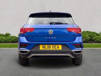 Used Volkswagen T-Roc 2018 for sale - 78605103: Photo