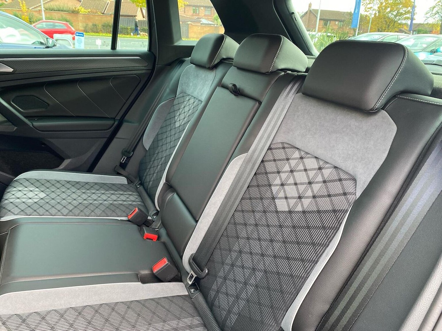 Used Volkswagen Tiguan 2023 for sale - 76437252: Photo 15