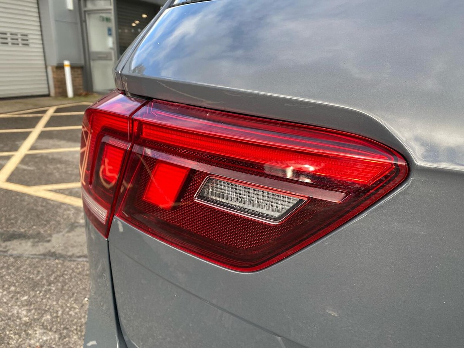 Used Volkswagen Tiguan 2023 for sale - 76437252: Photo 30