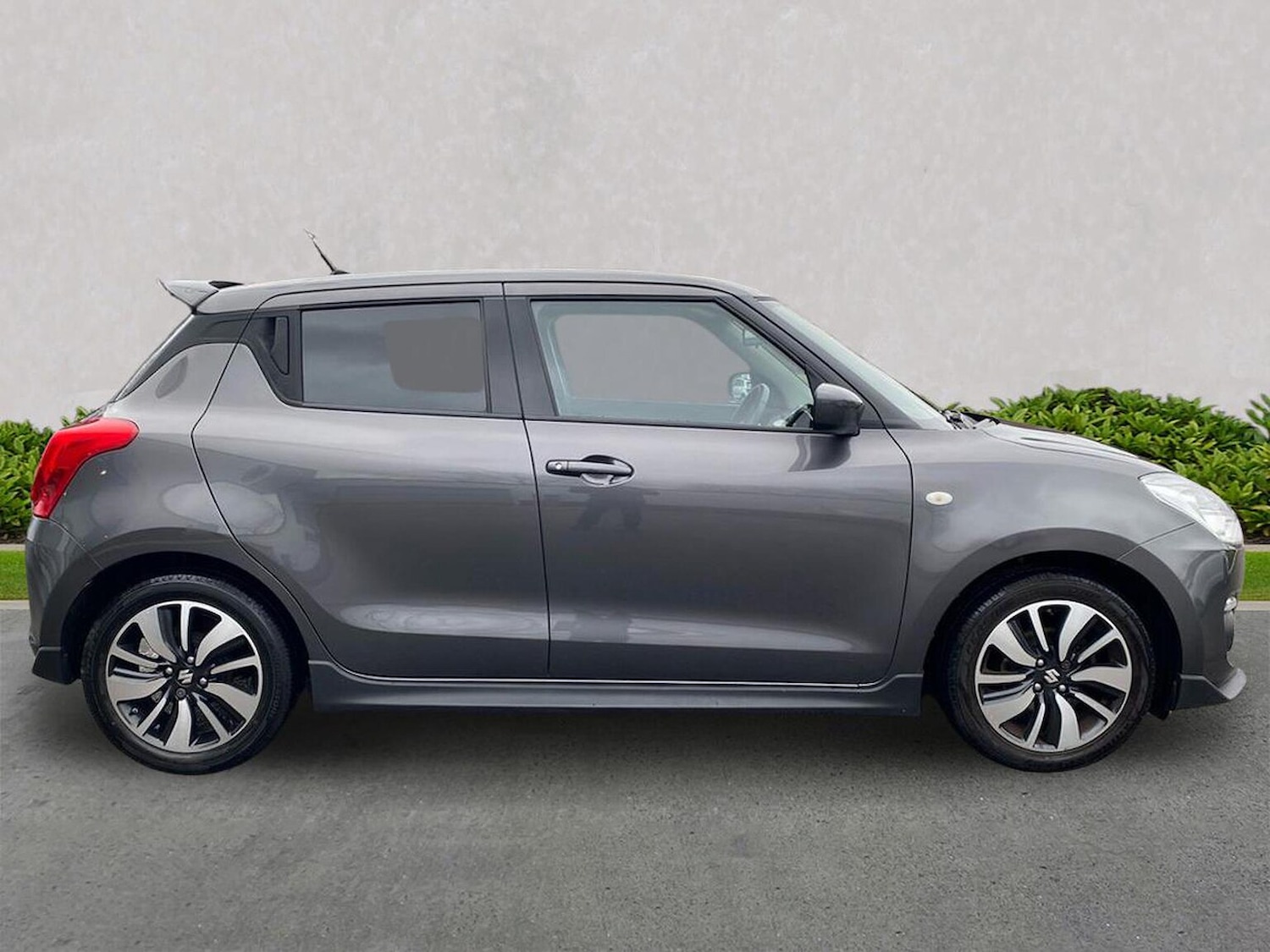 Used Suzuki Swift 2019 for sale - 77916145: Photo 3