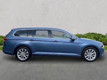 Used Volkswagen Passat 2017 for sale - 78807777: Photo
