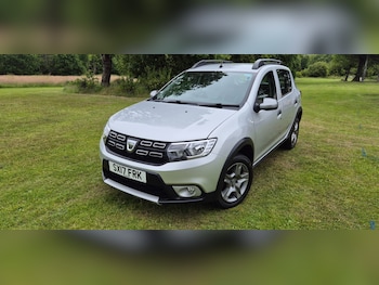 Used Dacia Sandero Stepway 2017 for sale - 75651852: Photo