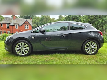 Used Vauxhall Astra GTC 2015 for sale - 79021129: Photo