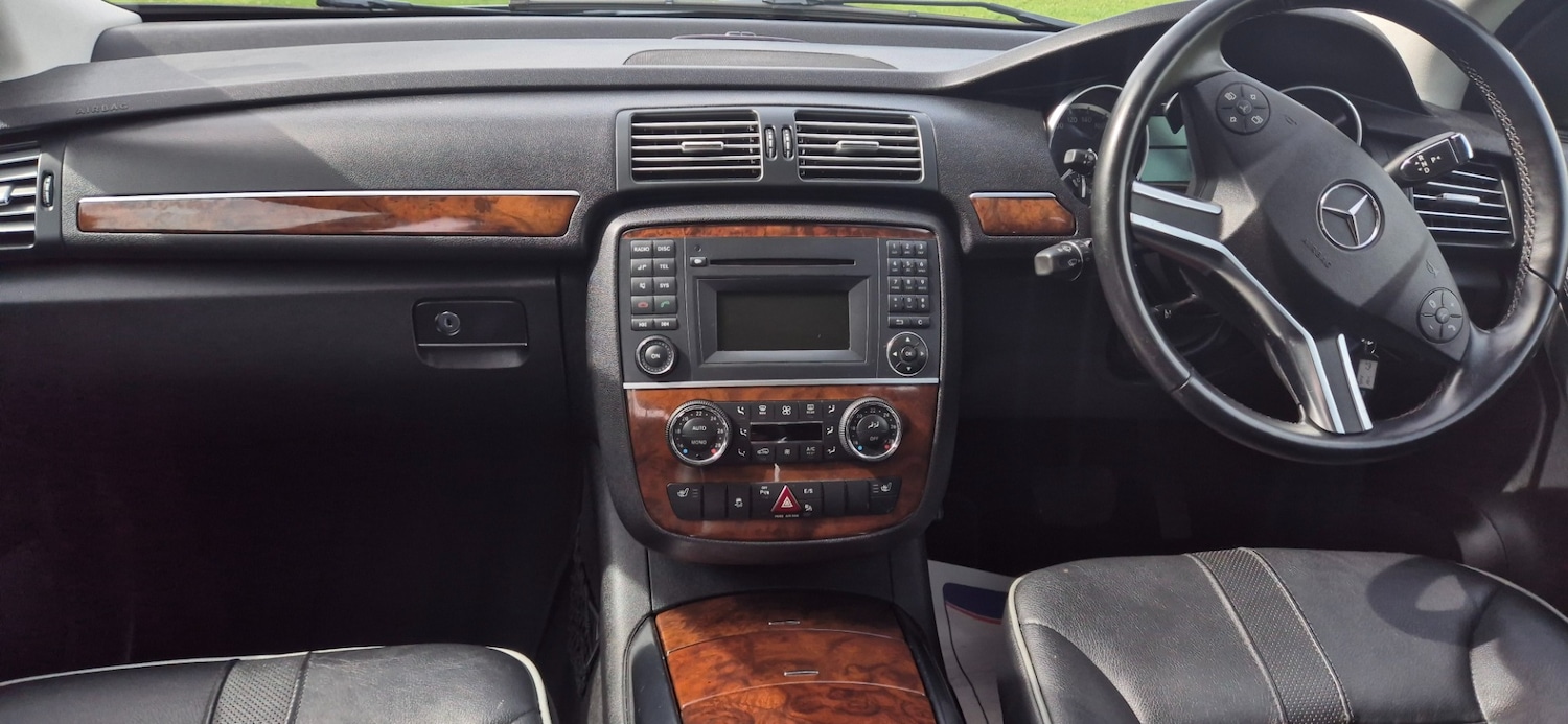 Used Mercedes-Benz R Class 2016 for sale - 77001960: Photo 12