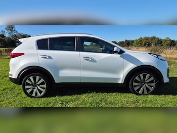 Used Kia Sportage 2016 for sale - 76218741: Photo 2