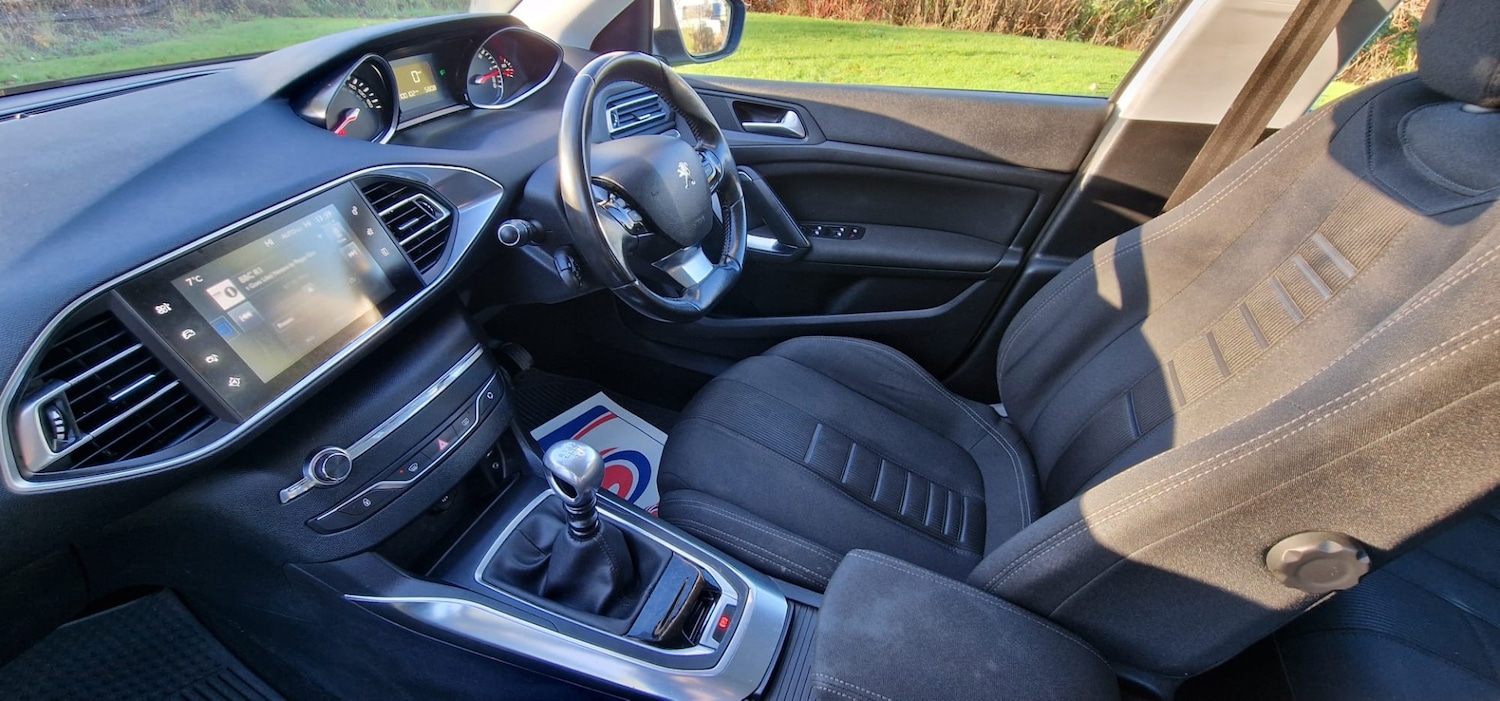 Used Peugeot 308 2014 for sale - 77002276: Photo 12