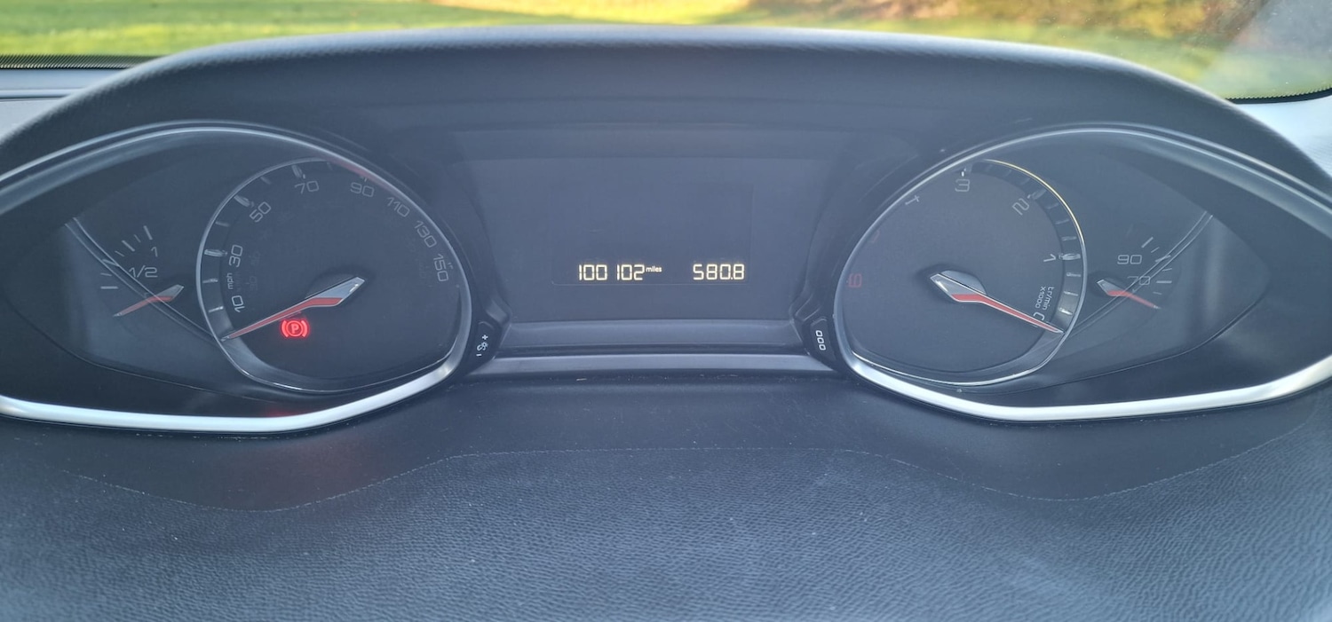 Used Peugeot 308 2014 for sale - 77002276: Photo 15