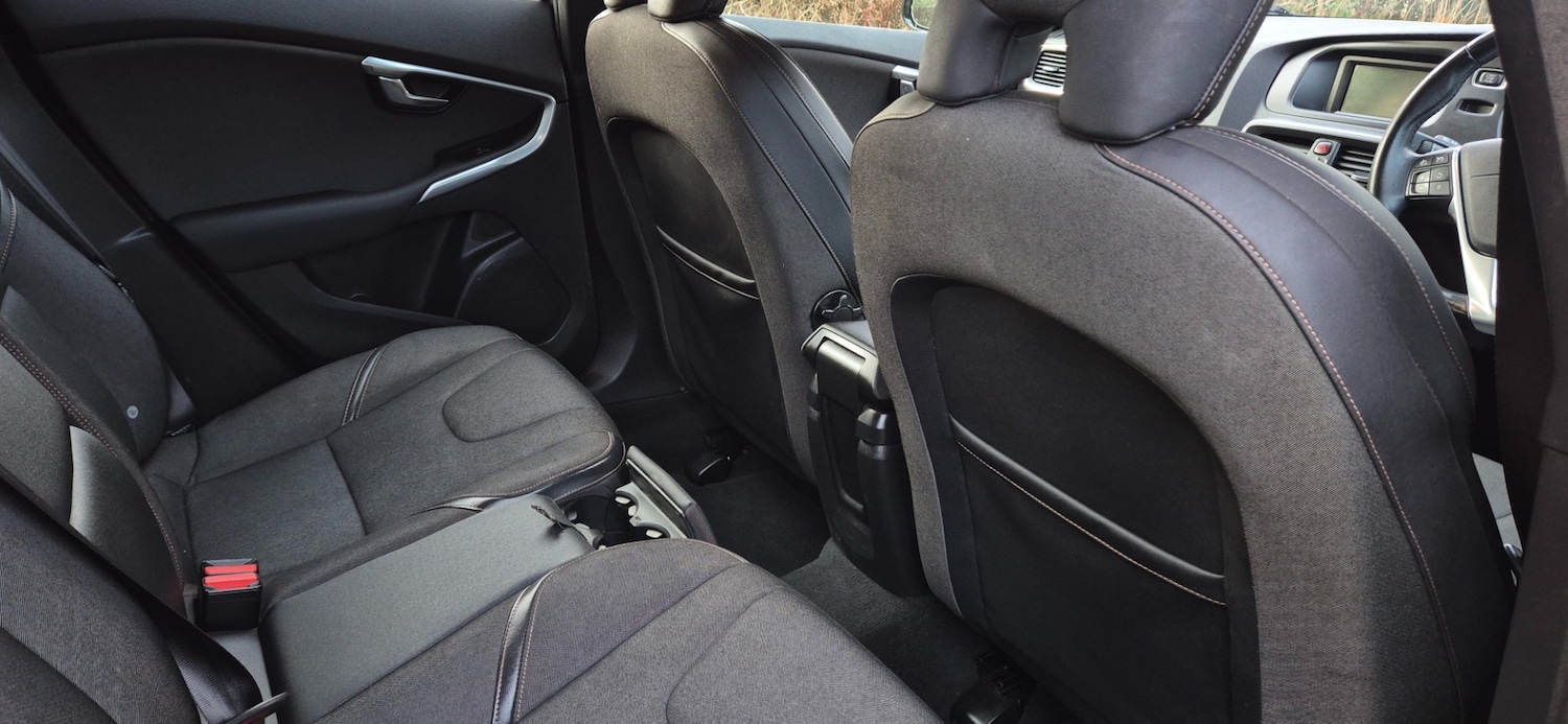 Used Volvo V40 2013 for sale - 76763287: Photo 13