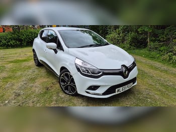 Used Renault Clio 2019 for sale - 79703661: Photo