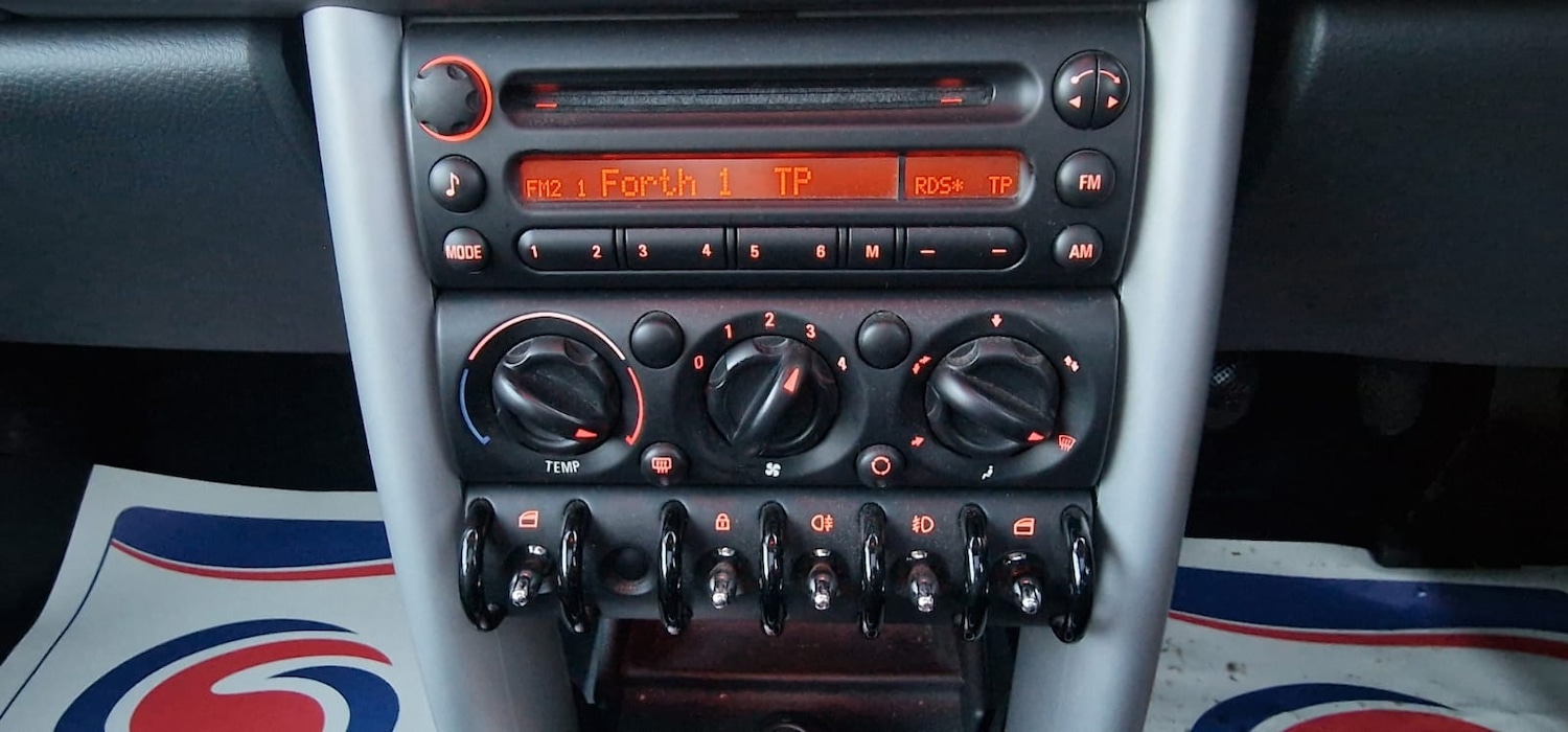 Used MINI Hatch 2005 for sale - 77019451: Photo 17