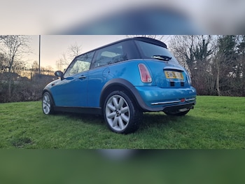 Used MINI Hatch 2005 for sale - 77019451: Photo