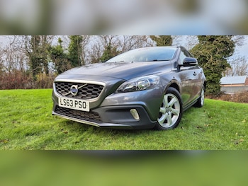 Volvo V40 feature image