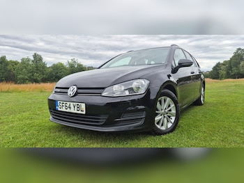 Volkswagen - Golf