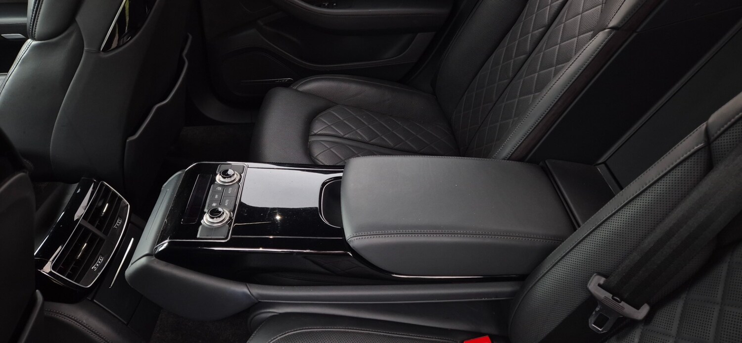 Used Audi A8 2017 for sale - 77675753: Photo 32