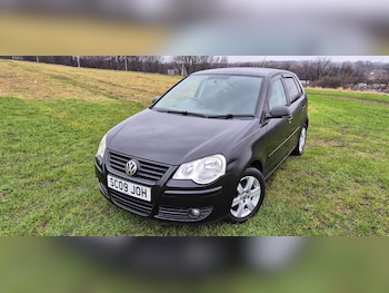 Used Volkswagen Polo 2009 for sale - 77675633: Photo