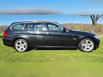 Used BMW 3 Series 2010 for sale - 75380701: Photo