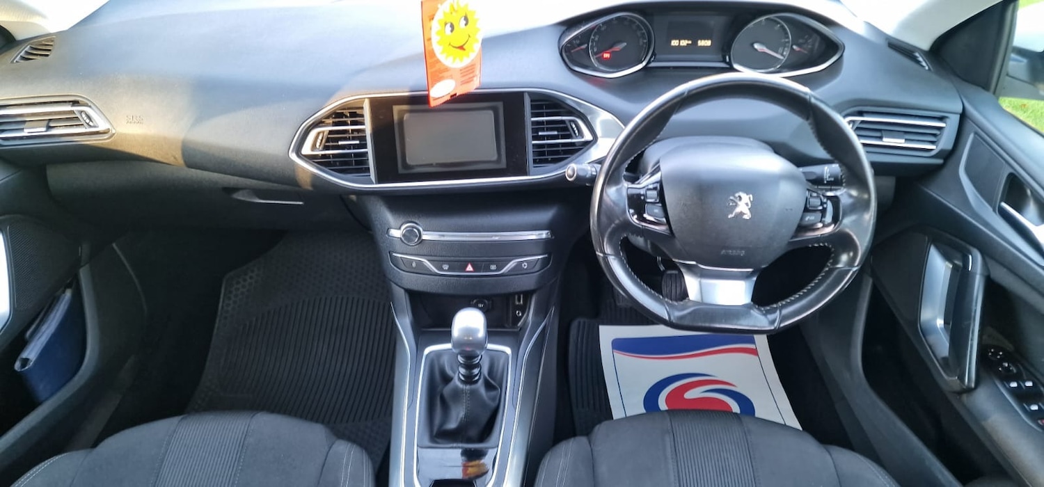 Used Peugeot 308 2014 for sale - 76918203: Photo 11