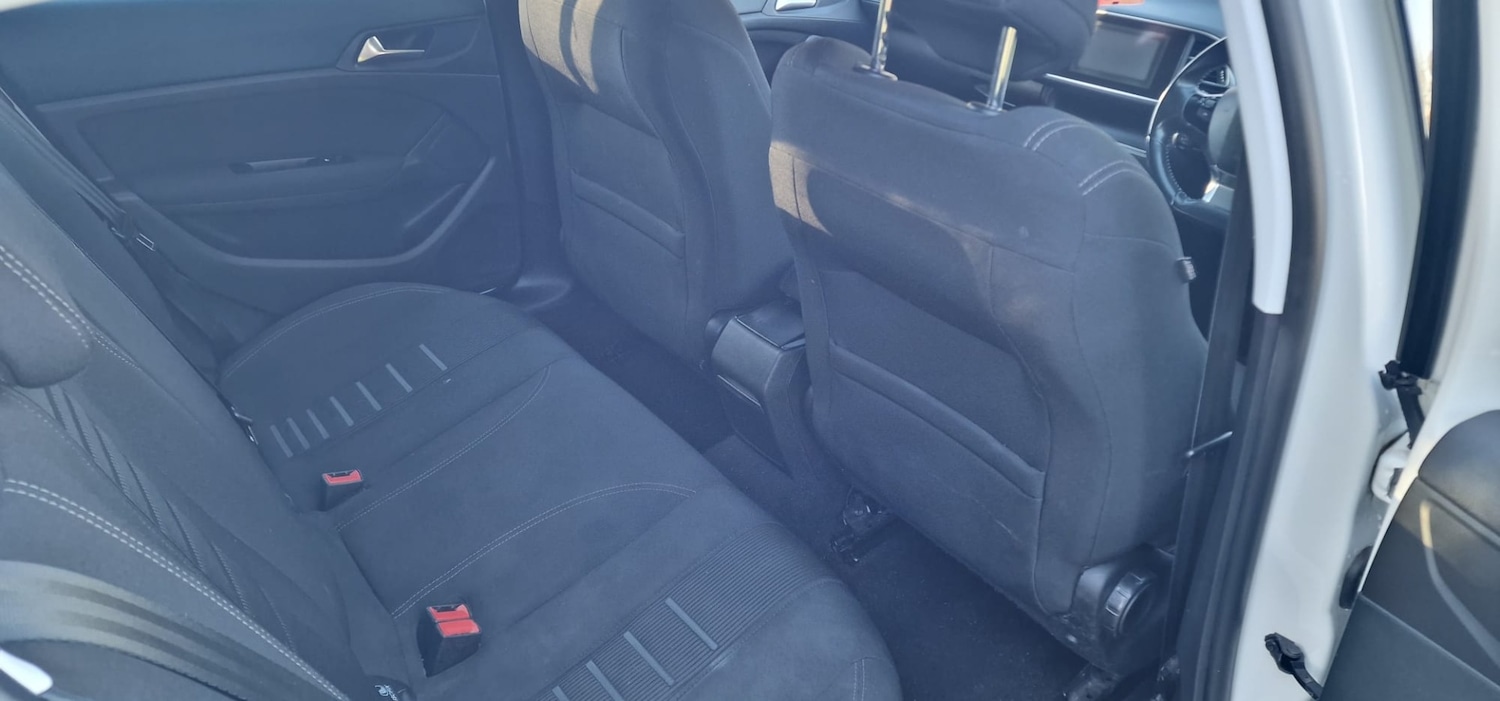 Used Peugeot 308 2014 for sale - 76918203: Photo 13