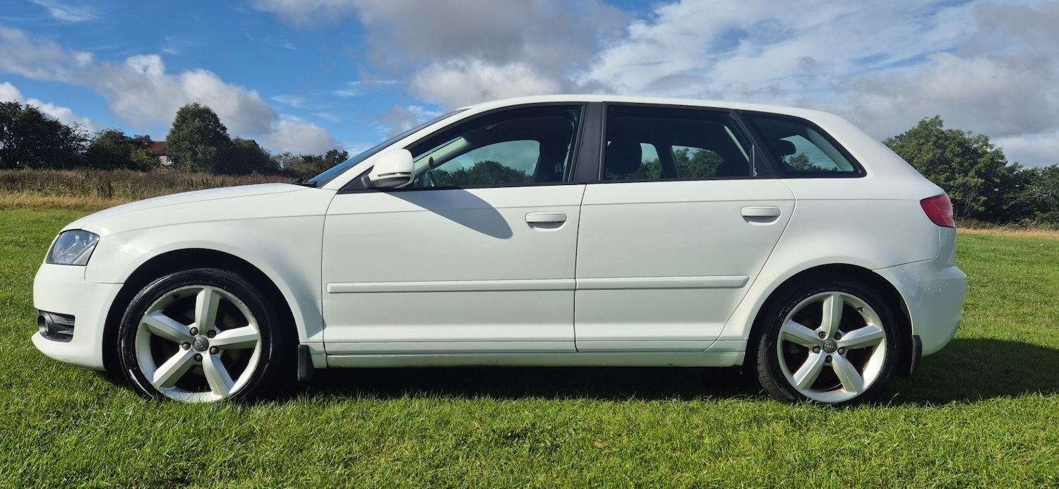 Used Audi A3 2009 for sale - 77159662: Photo 2
