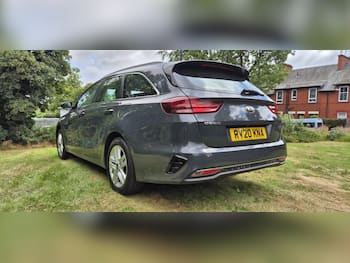 Used Kia Ceed 2020 for sale - 79703449: Photo