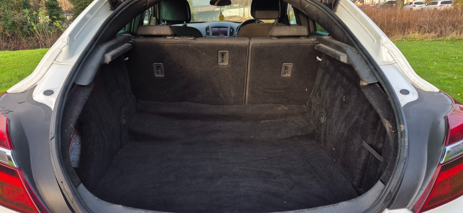 Used Vauxhall Insignia 2016 for sale - 76809235: Photo 10