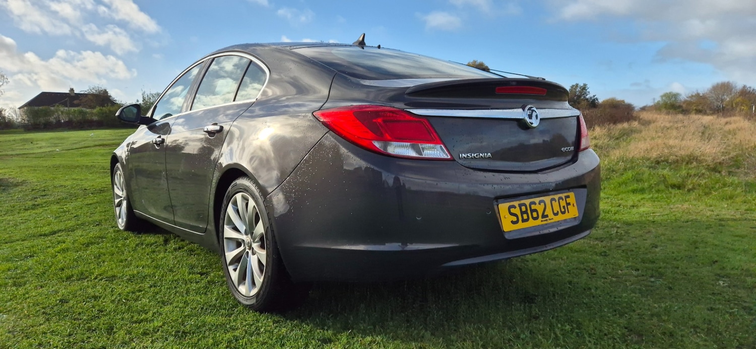 Used Vauxhall Insignia 2013 for sale - 77159624: Photo 3