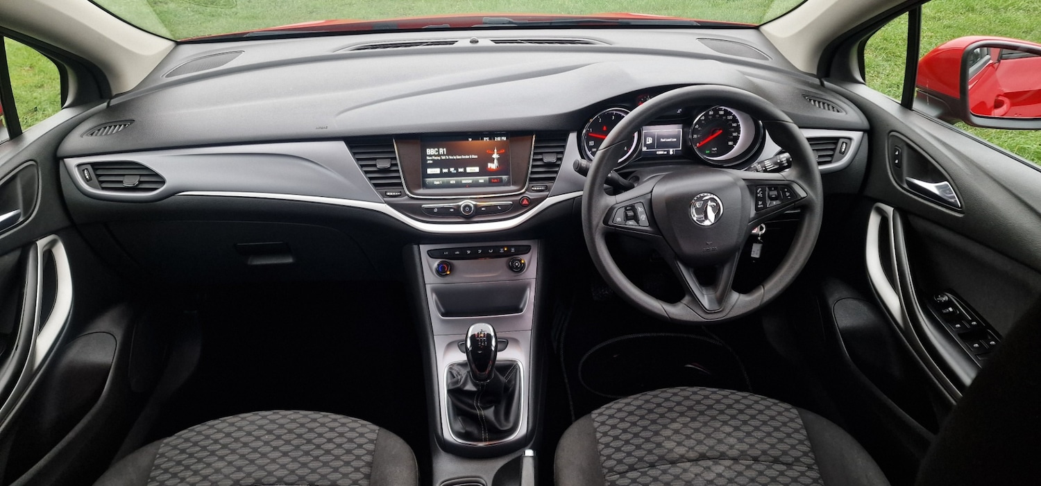 Used Vauxhall Astra 2017 for sale - 76627410: Photo 11