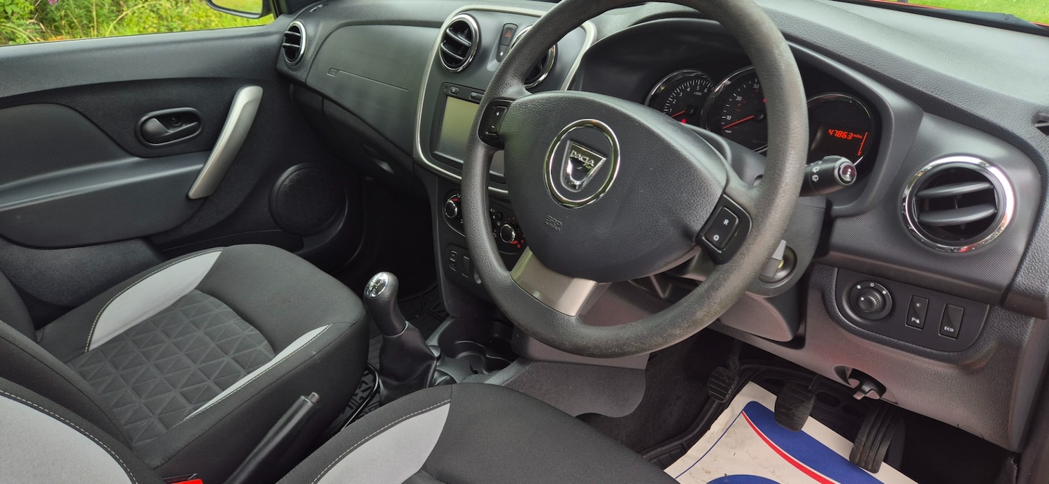 Used Dacia Sandero Stepway 2016 for sale - 76064451: Photo 11