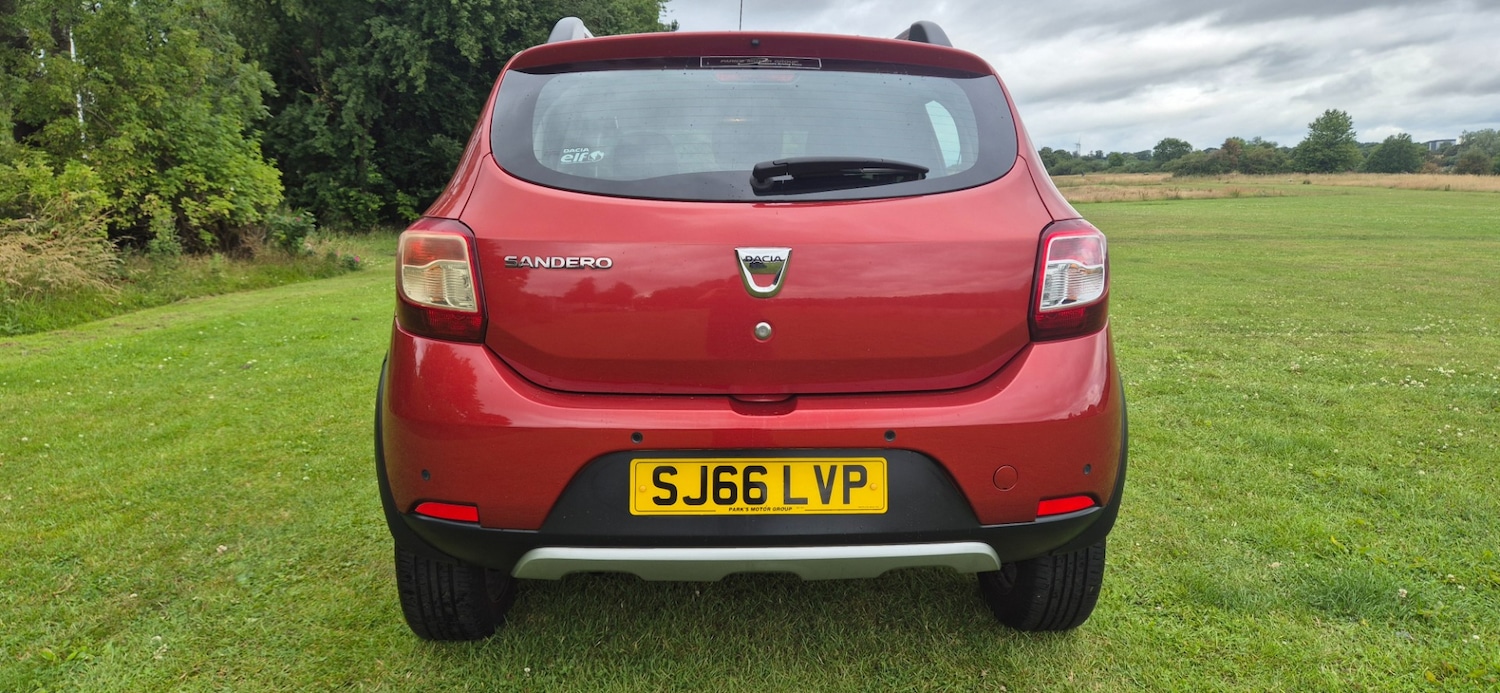 Used Dacia Sandero Stepway 2016 for sale - 76064451: Photo 9