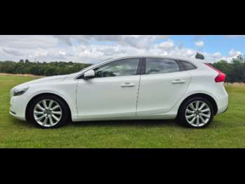 Used Volvo V40 2014 for sale - 75262052: Photo