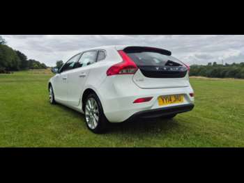 Used Volvo V40 2014 for sale - 75262052: Photo