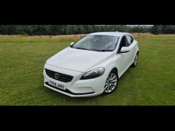 Used Volvo V40 2014 for sale - 75262052: Photo