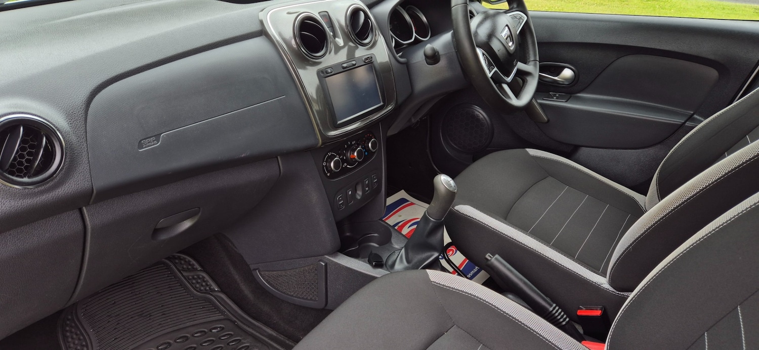 Used Dacia Sandero Stepway 2017 for sale - 76064473: Photo 13